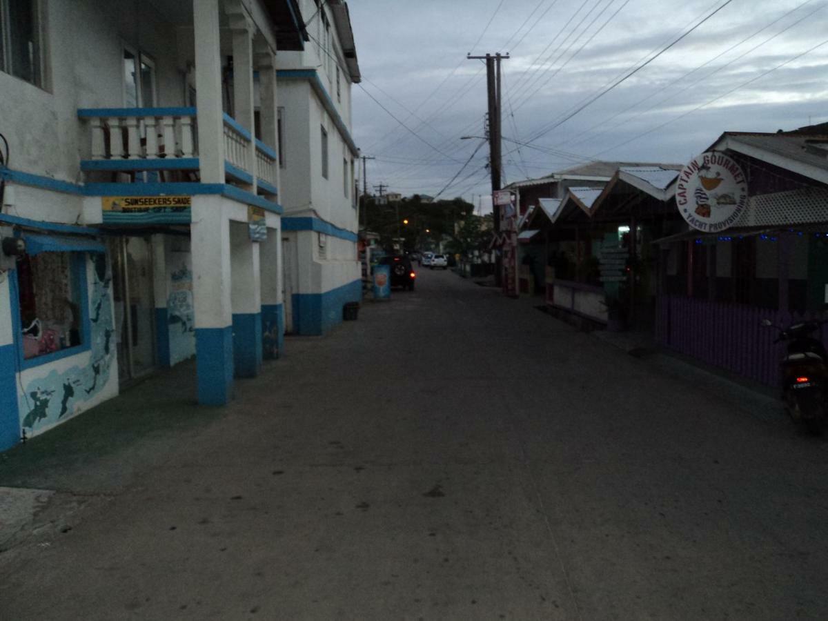 The Clifton Hotel Saint Vincent Exterior foto
